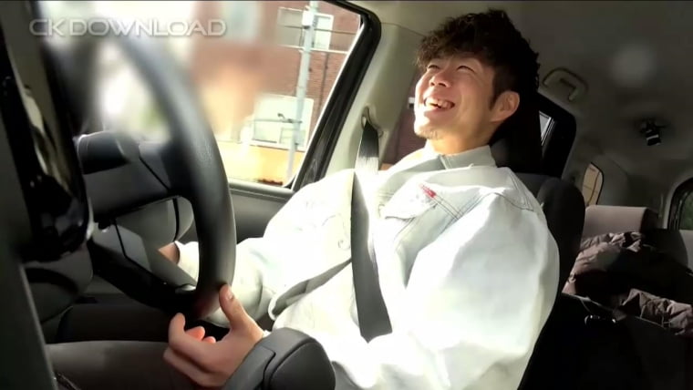 Daxi TAIKI was sprayed in the car - Wanke Video